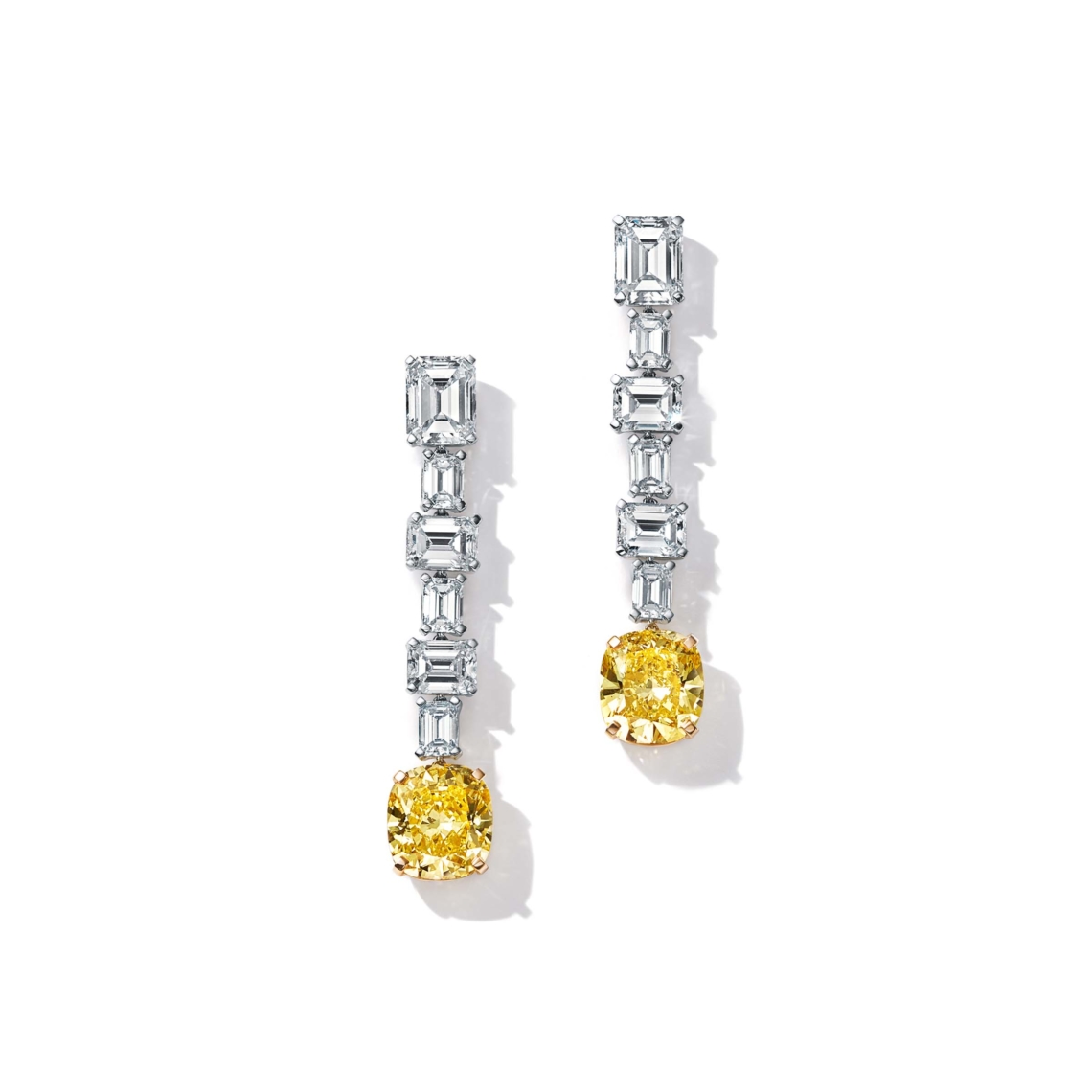 Earrings in platinum and 18k yellow gold with Fancy Vivid Yellow and
