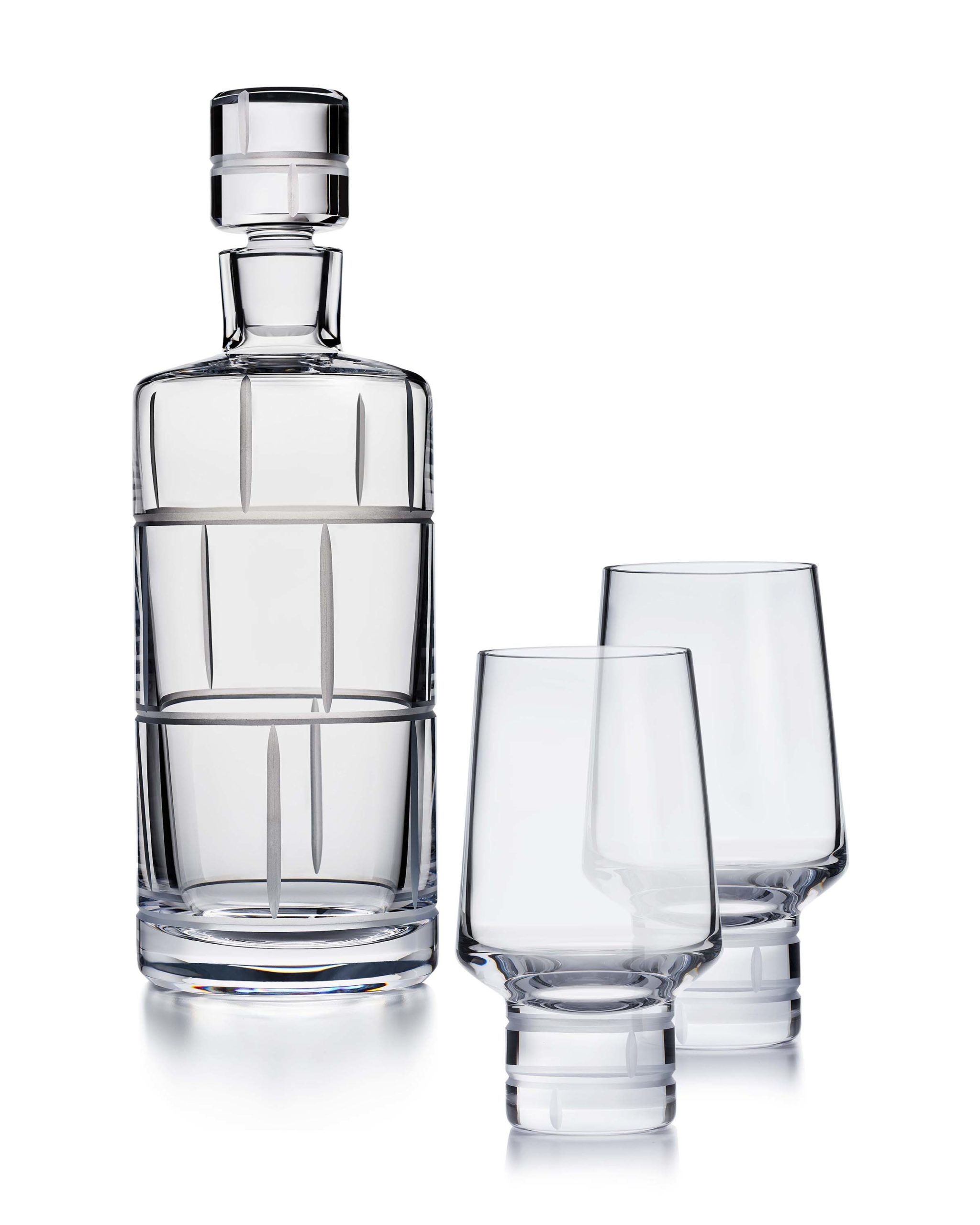 https://press.tiffany.com/wp-content/uploads/modern-bamboo-crystal-decanter-and-crystal-wine-glass-scaled.jpg