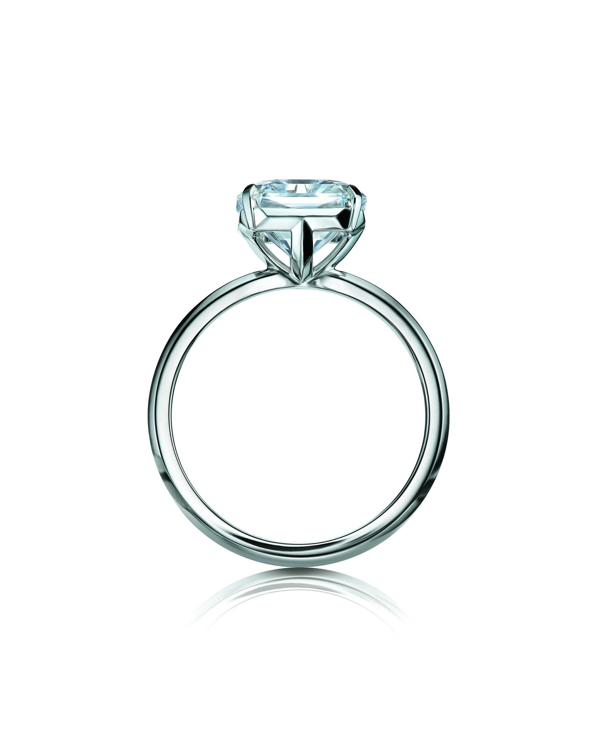 Tiffany True Engagement Ring In Platinum With A White Diamond Tiffany 9479